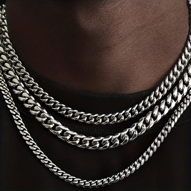 The BoldLink Chain Necklace