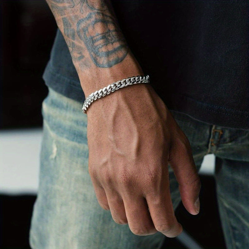 The UrbanLink Chain Bracelet